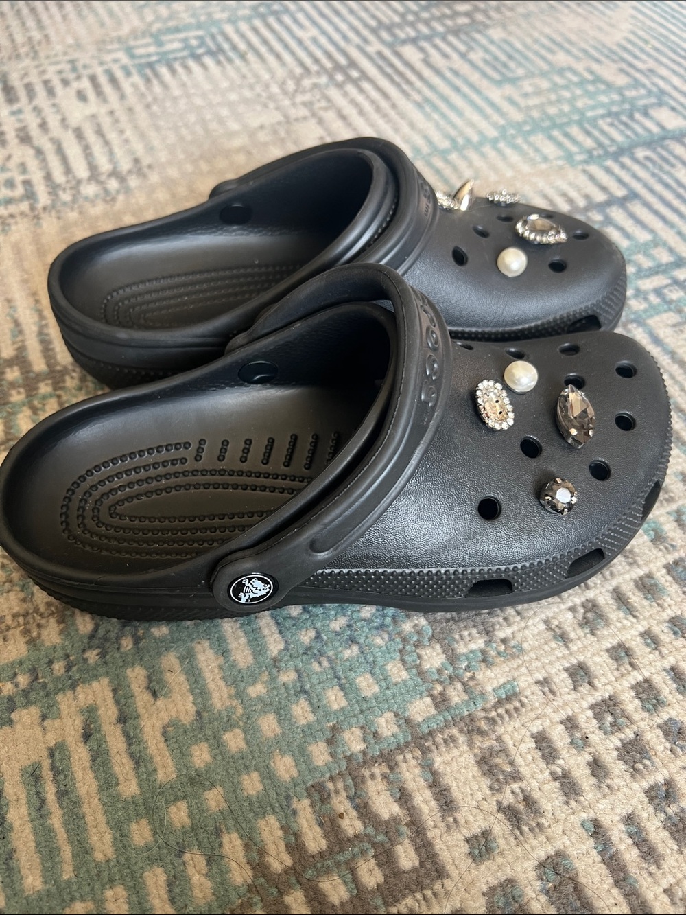 Crocs Classic Black Clogs Crystal Pearl Rhinestone Jibbitz Women’s 8